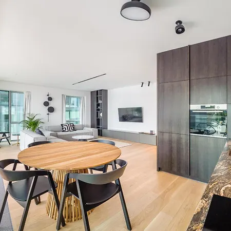 Flatbook - Center Yacht Premium Park Marina View Ii * גדינייה