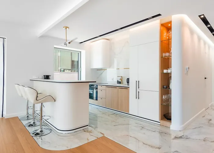 Apartment Flatbook - Center Yacht Park Marina View Ii