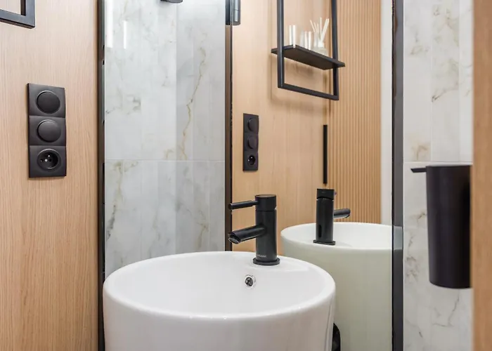 Flatbook - Center Yacht Park Marina View Ii