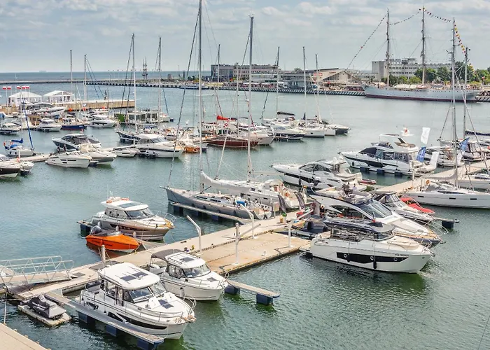 Flatbook - Center Yacht Park Marina View Ii *